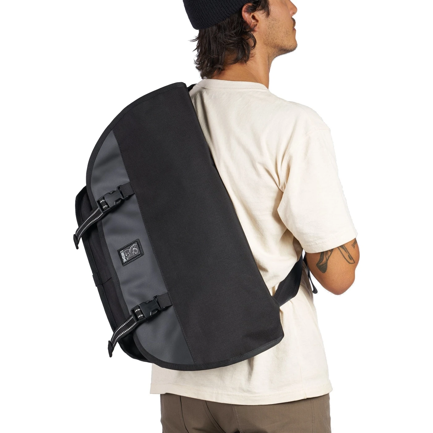 CHROME Citizen Messenger Bag - 24 L - Black XRF Reflective 9 CHROME Citizen Messenger Bag - 24 L - Black XRF Reflective - Image 7