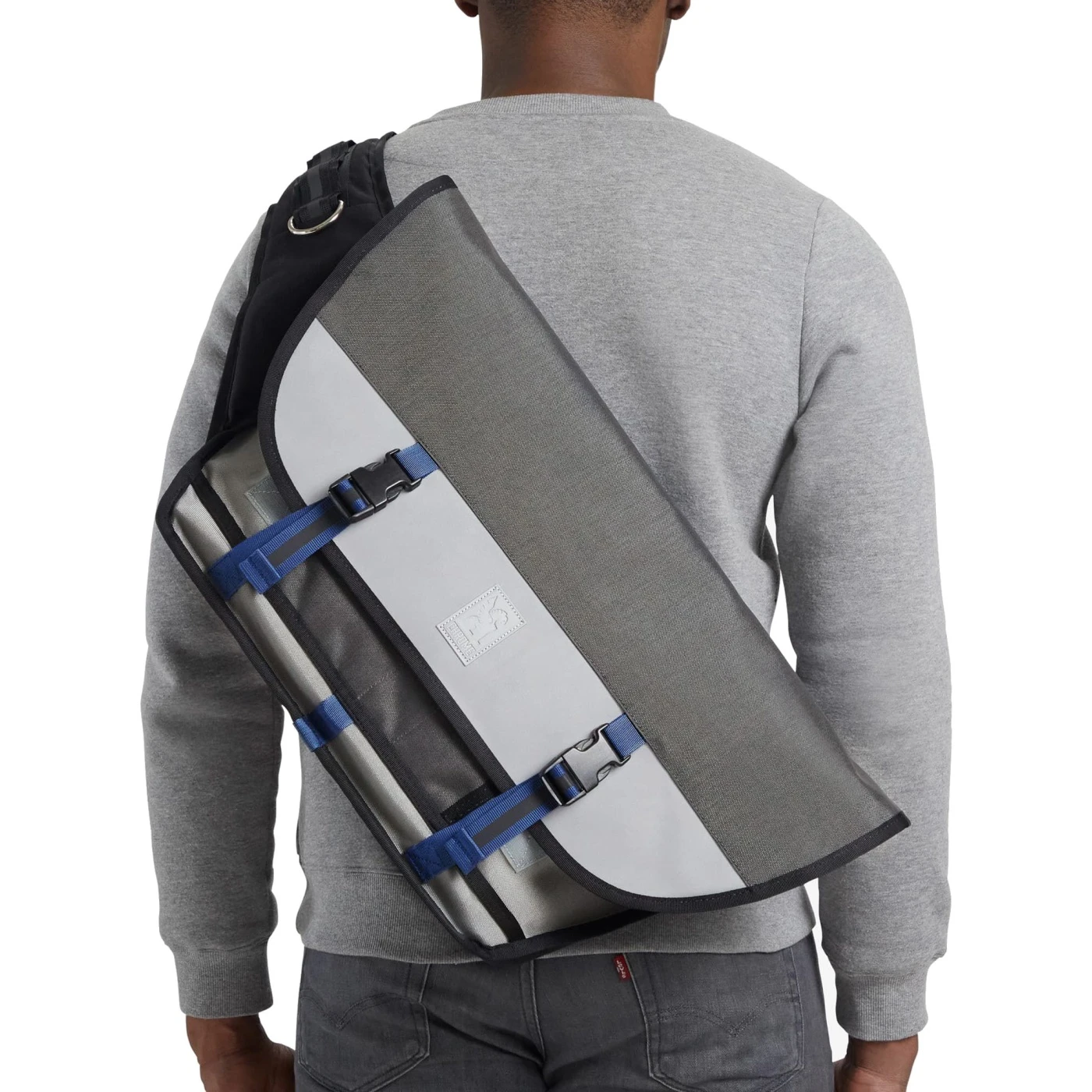 CHROME Citizen Messenger Bag - 24 L - Fog 6 CHROME Citizen Messenger Bag - 24 L - Fog - Image 4