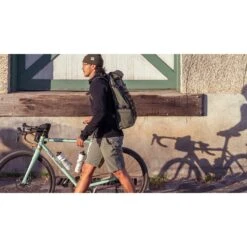 CHROME Barrage Freight - Backpack - 34-38 L - Black -Bicycle Accessories Store bg 325 bk barrage freight rucksack black 8 1053918