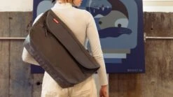 CHROME Simple Messenger MD - 15L - Olive Branch -Bicycle Accessories Store bg 332 olbr simple messenger md 12l kuriertasche olive branch 11 1220402