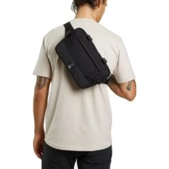 CHROME Doubletrack Frame Bag MD - Black 23 CHROME Doubletrack Frame Bag MD - Black -Bicycle Accessories Store bg 337 bk doubletrack frame bag md rahmentasche black 9 1220479