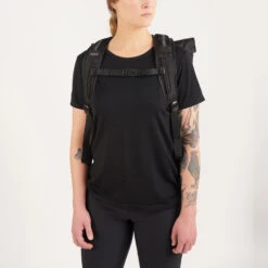 CHROME 22X Yalta 3.0 Backpack - BLCKCHRM -Bicycle Accessories Store chrome yalta3 black 11 818860