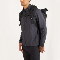 CHROME 22X Yalta 3.0 Backpack - BLCKCHRM -Bicycle Accessories Store chrome yalta3 black 9 818858