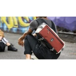 CHROME Kadet Sling Bag - 9 L - Studio Black -Bicycle Accessories Store fw22 kadet gallery brickt 1461375